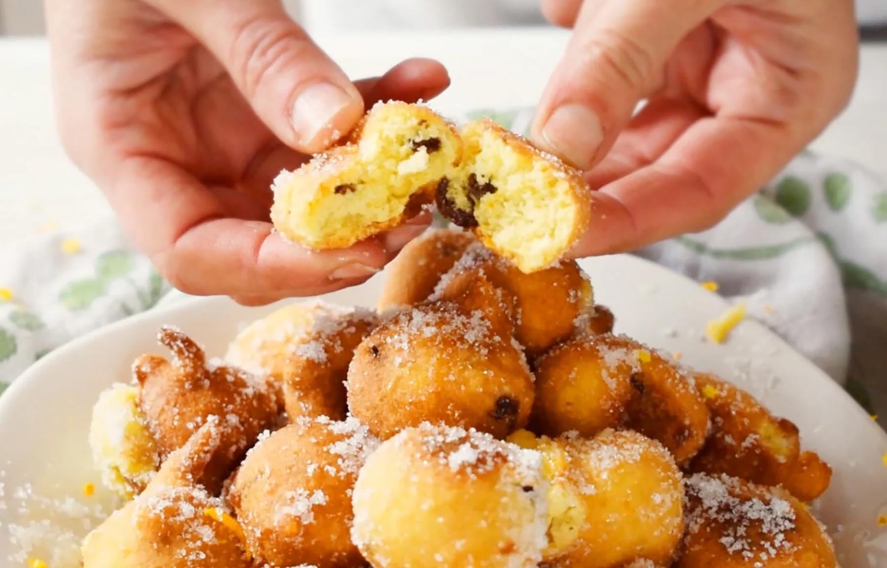 Frittelle di Carnevale (Italian Venetian Carnival Fritters) - Miz En Place