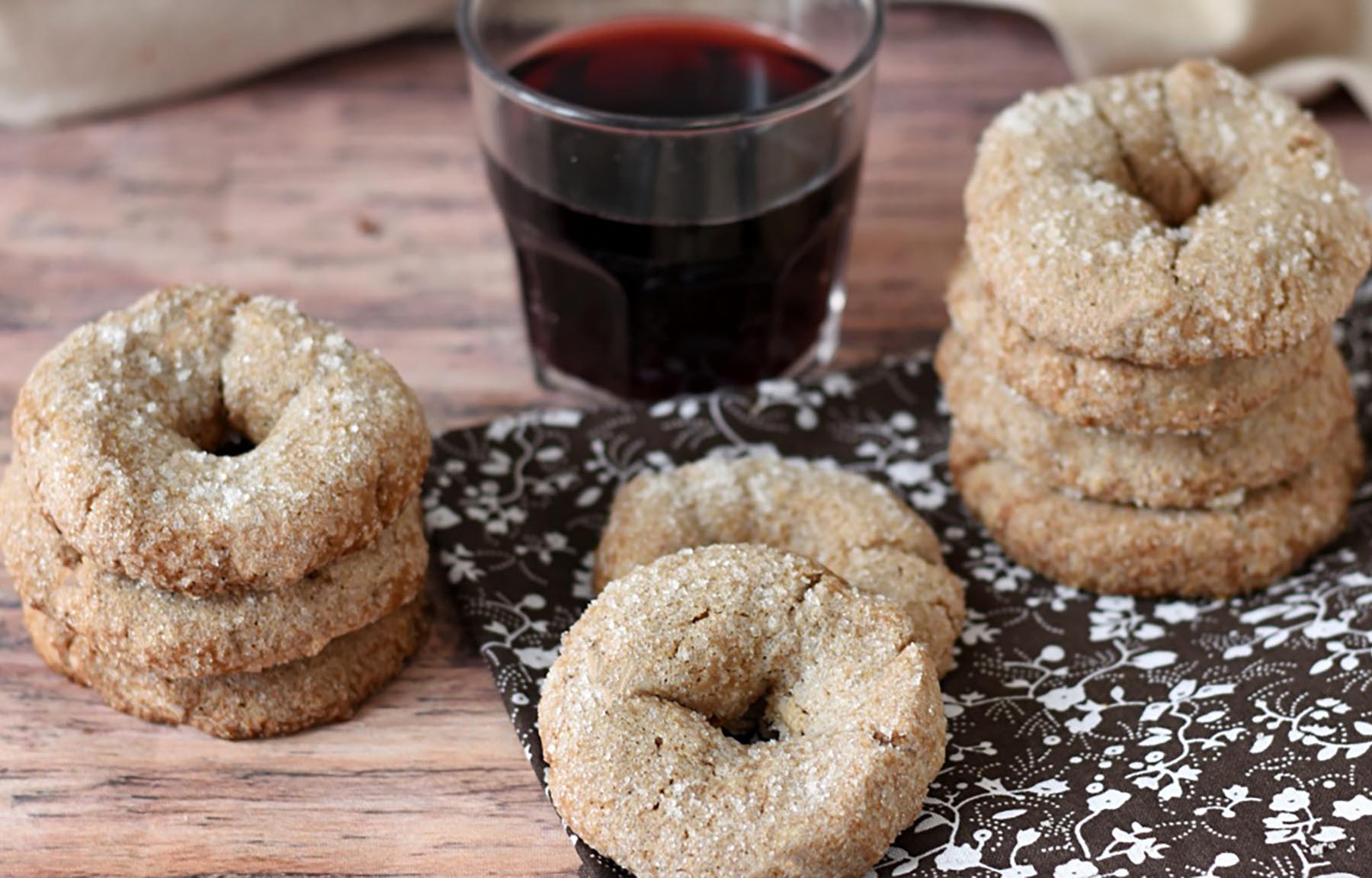 Ciambelline al Vino (Italian Red Wine Cookies) - Miz En Place