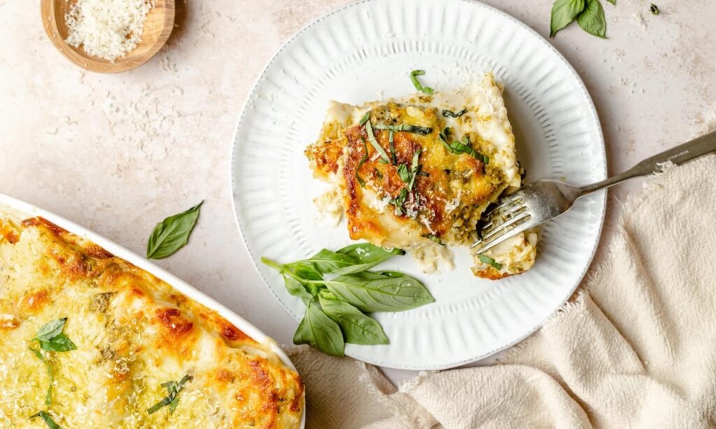 Pesto Mushroom Chicken Lasagna Roll Ups