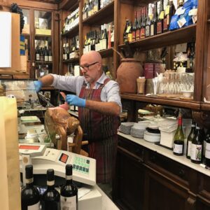 San lorenzo wine shop 3
