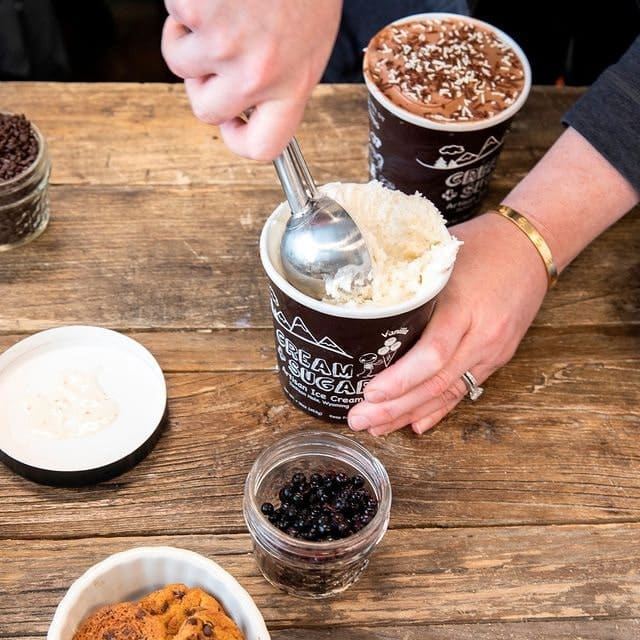 Cream & Sugar Premium Ice Cream: Vanilla – 6 pints