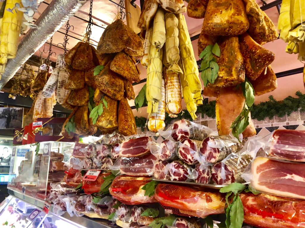 Walk and Taste Campo de Fiori Market and Pasta Making Class