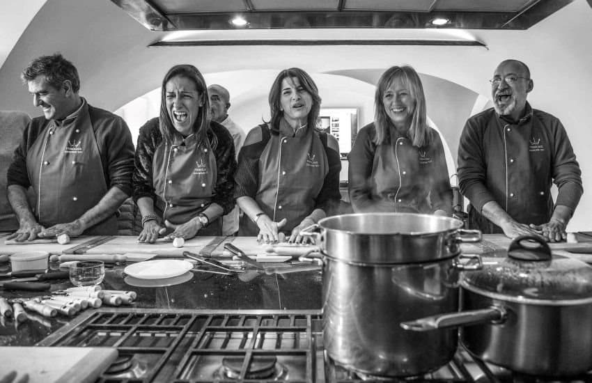 -MCBZUE-market-and-cooking-class-in-rome