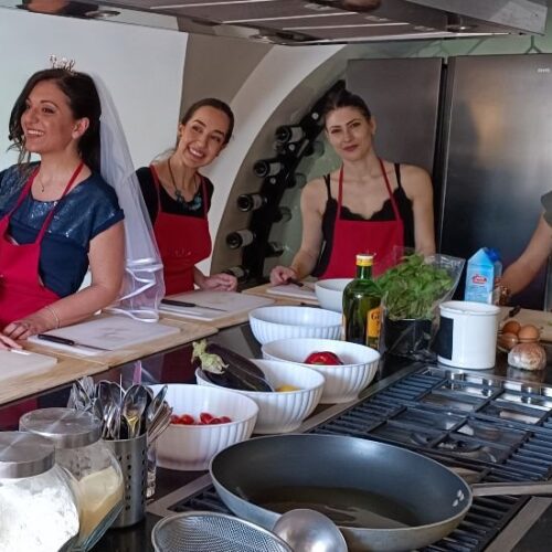 -JJZNMD-market-and-cooking-class-in-rome