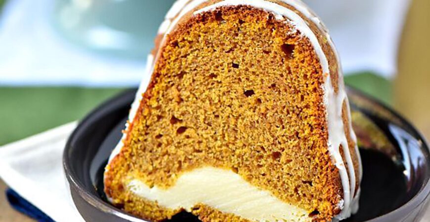 Pumpkin Bread With Maple Cream Cheese Filling