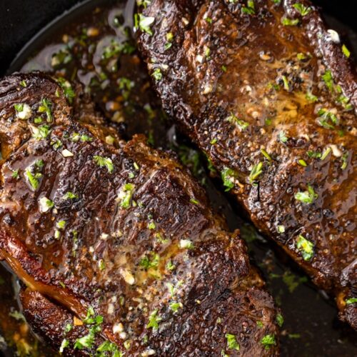 Steak-with-Garlic-Butter-Sauce
