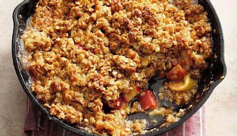 Rhubarb Crisp