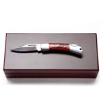 2.5″ Gentleman’s Pocket Knife in Wood Box-2